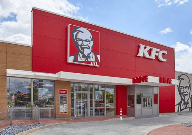 KFC раздаст продуктовые наборы 7 тыс. российских семей